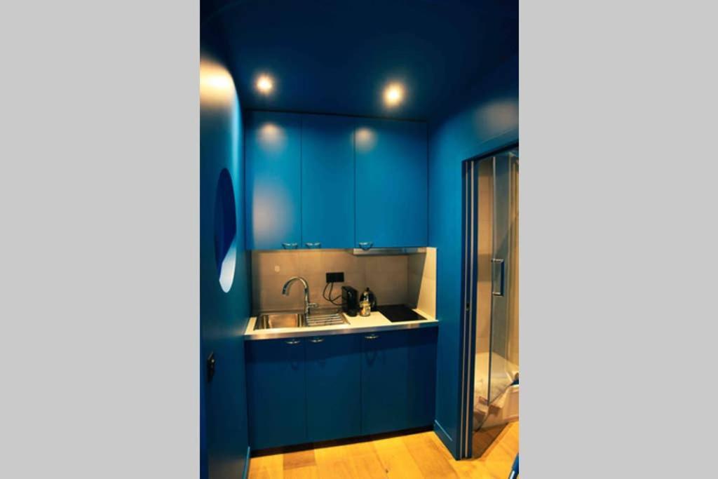 Eiffel Tower Romantic View Apartment Париж Екстериор снимка