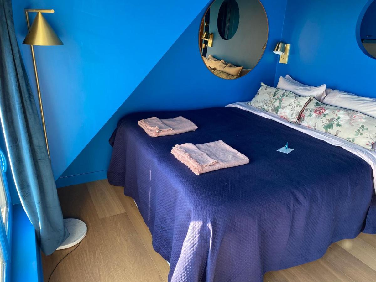 Eiffel Tower Romantic View Apartment Париж Екстериор снимка
