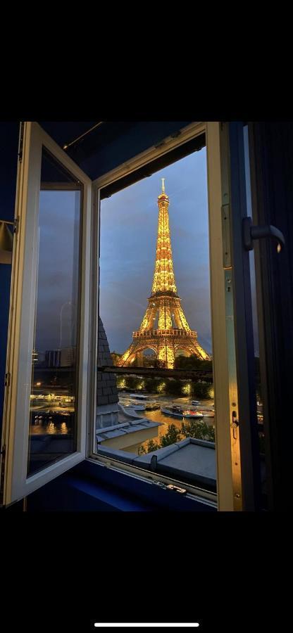 Eiffel Tower Romantic View Apartment Париж Екстериор снимка